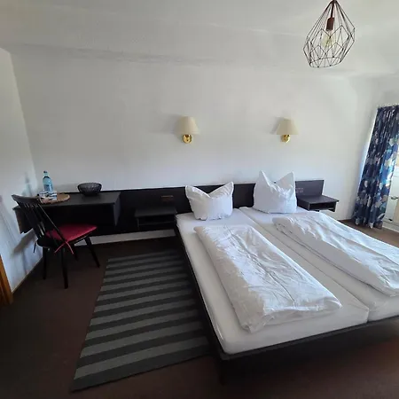 Hotel Zur Schoenen Aussicht 3*